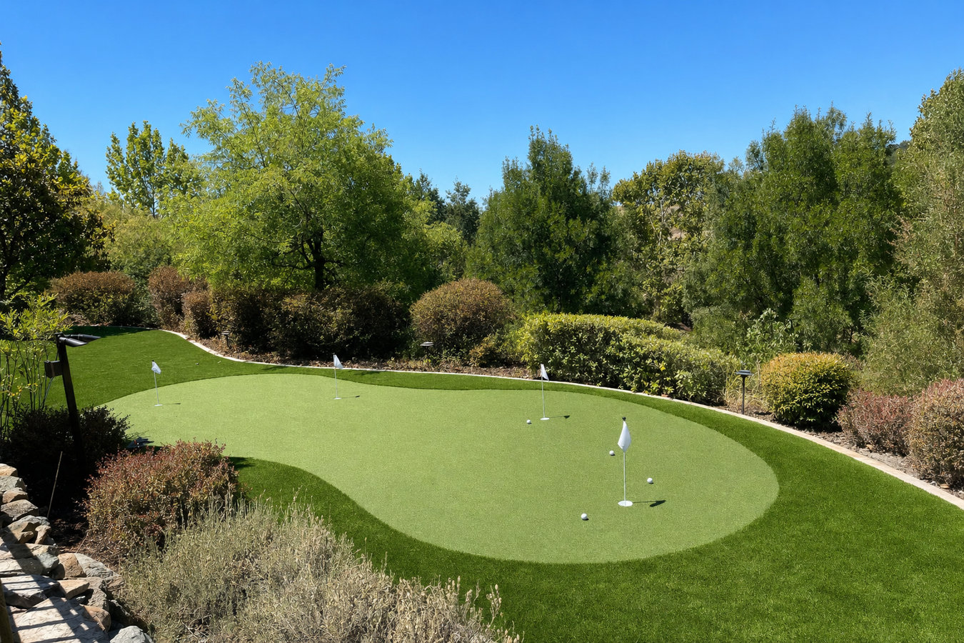 Putting green turf